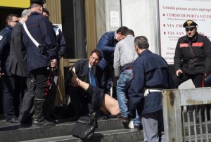 ++ Spari a Tribunale Milano: evacuato edificio ++